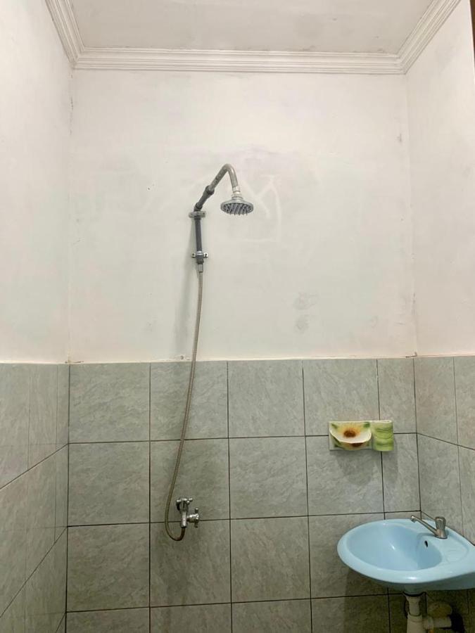 Penginapan Sedap Malam Lovina Esterno foto